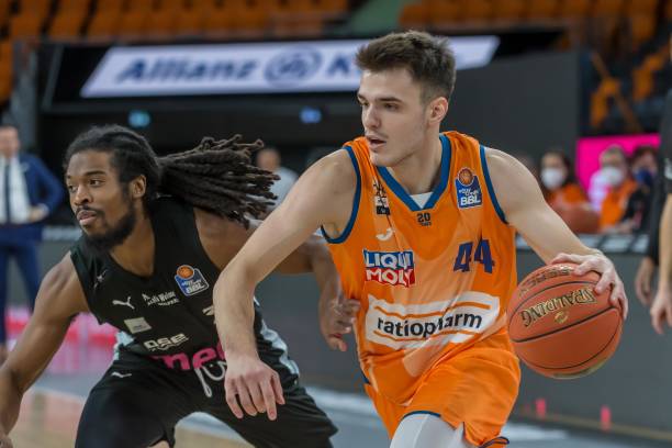 这些年轻才 这些年轻才